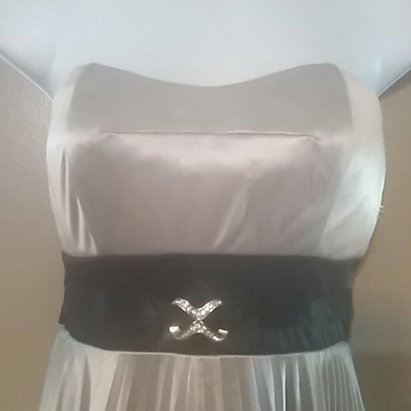 Ruby rox - Picture 3 of 7